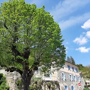 Bed & Breakfast Le Sareymond, Menee