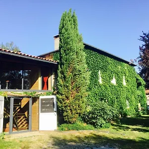  Accommodatie bij particulieren Magnificent Renovated Farmhouse - 10 Min A7 -